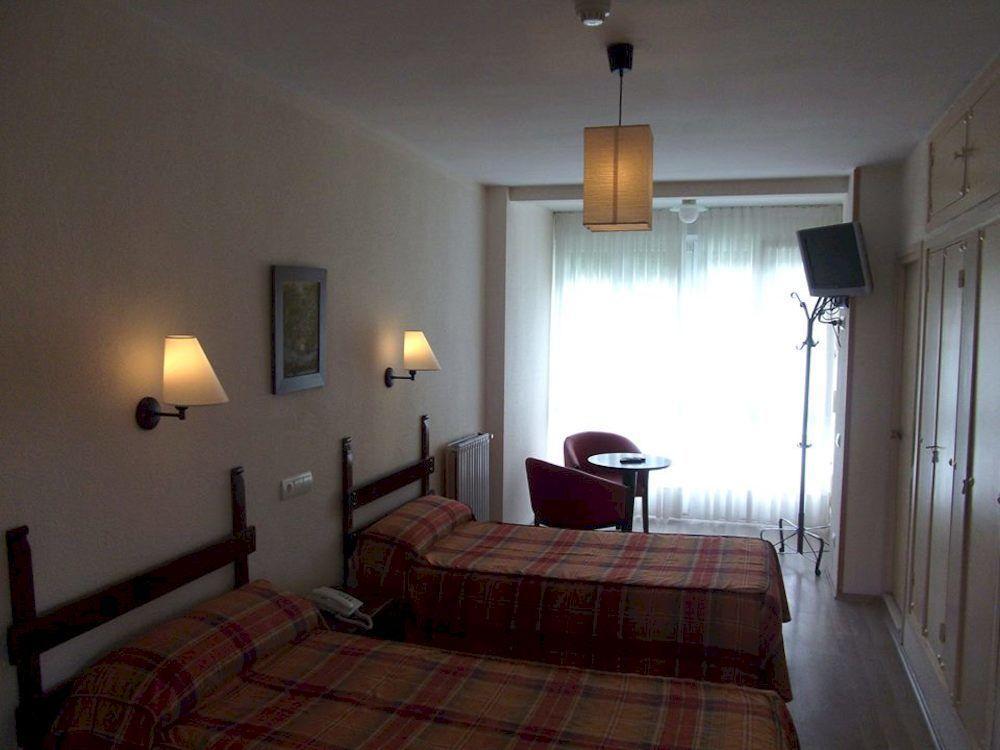 Hotel Termas De Liérganes Zewnętrze zdjęcie