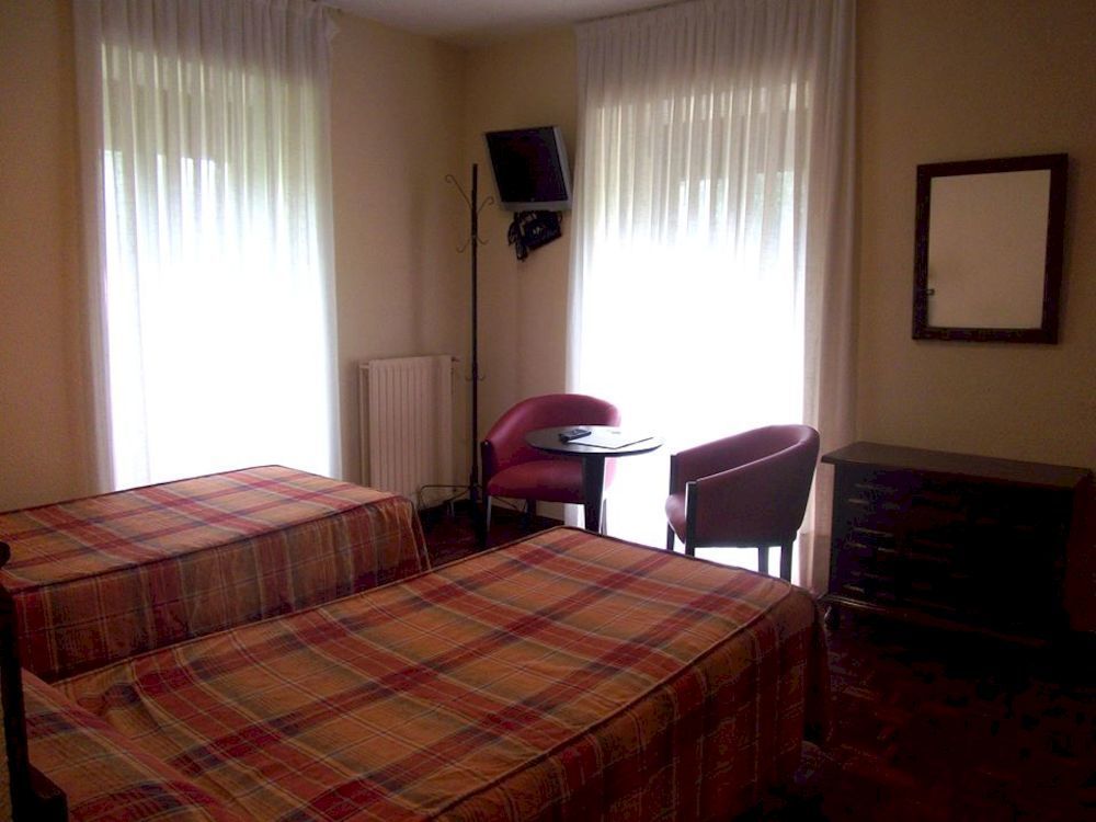 Hotel Termas De Liérganes Zewnętrze zdjęcie