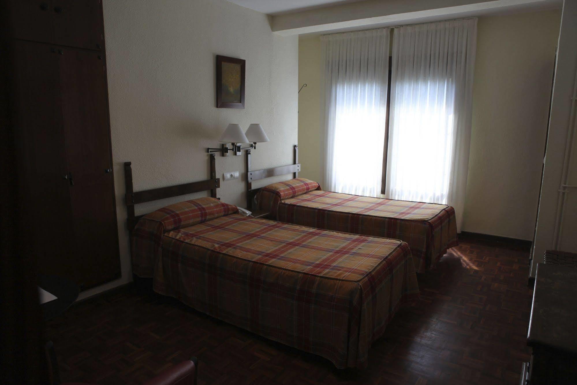 Hotel Termas De Liérganes Zewnętrze zdjęcie