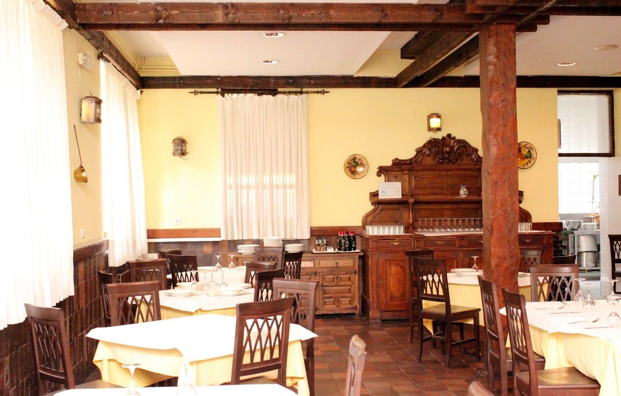 Hotel Termas De Liérganes Zewnętrze zdjęcie
